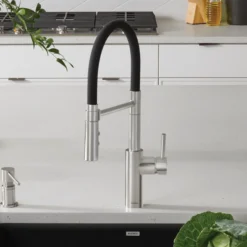 Blanco Catris Flexo Semi-Pro Pull-Down Dual-Spray Kitchen Faucet, PVD Steel, 1.5 GPM, Brass, 402448
