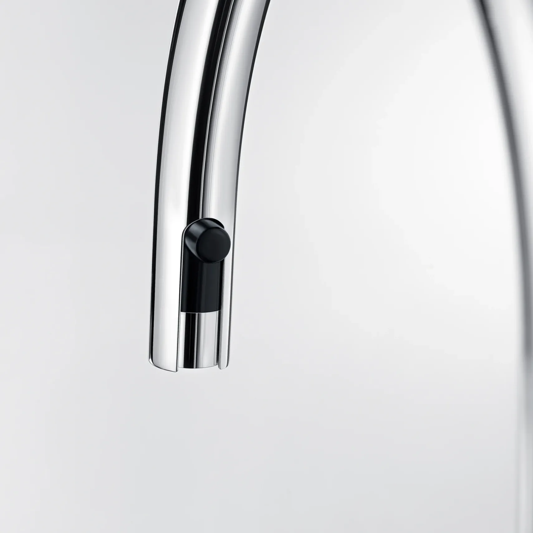 Blanco Urbena 1.5 GPM Brass Kitchen Faucet, Pull-Down, White/Chrome, 526391