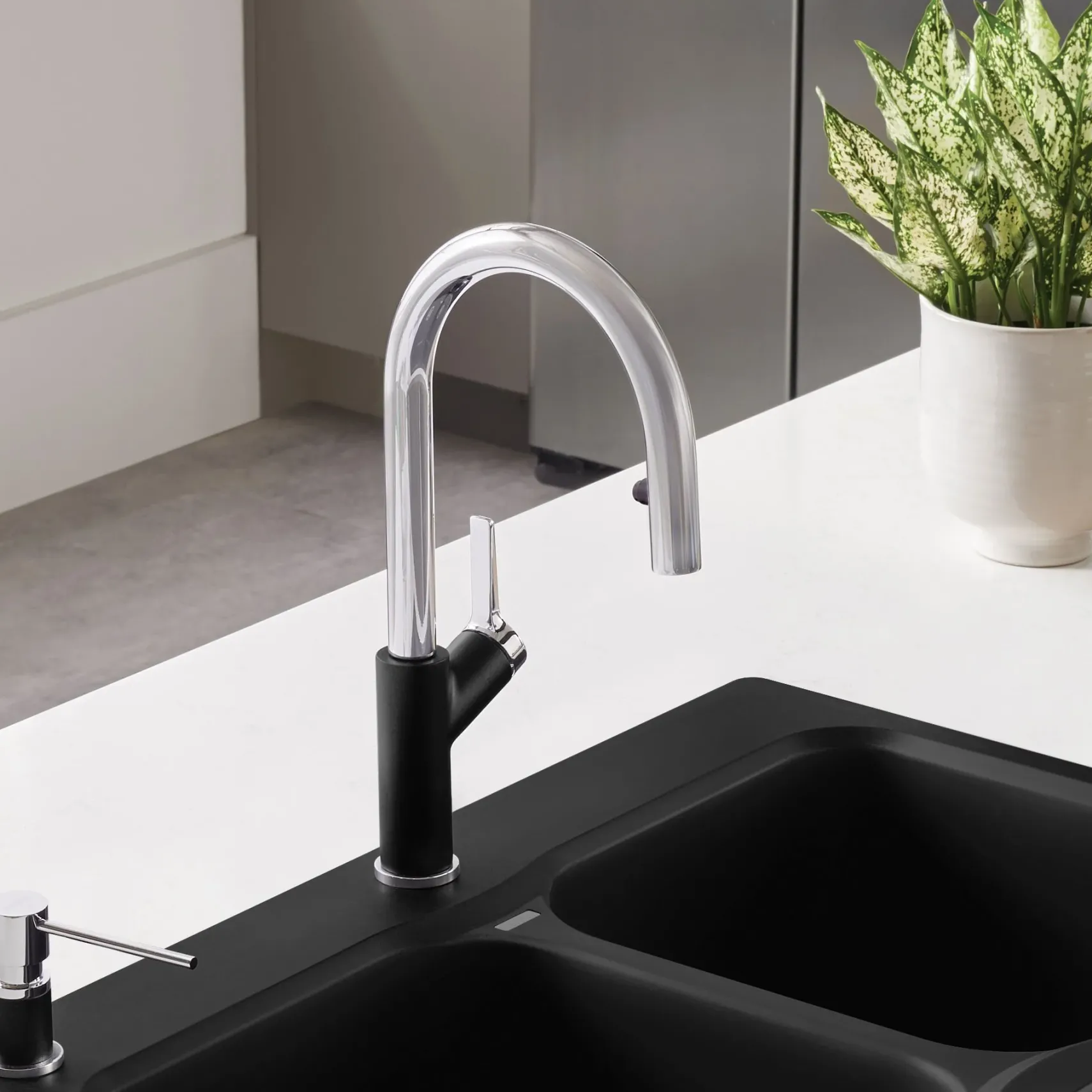 Blanco Urbena 1.5 GPM Brass Kitchen Faucet, Pull-Down, Coal Black/Chrome, 526398