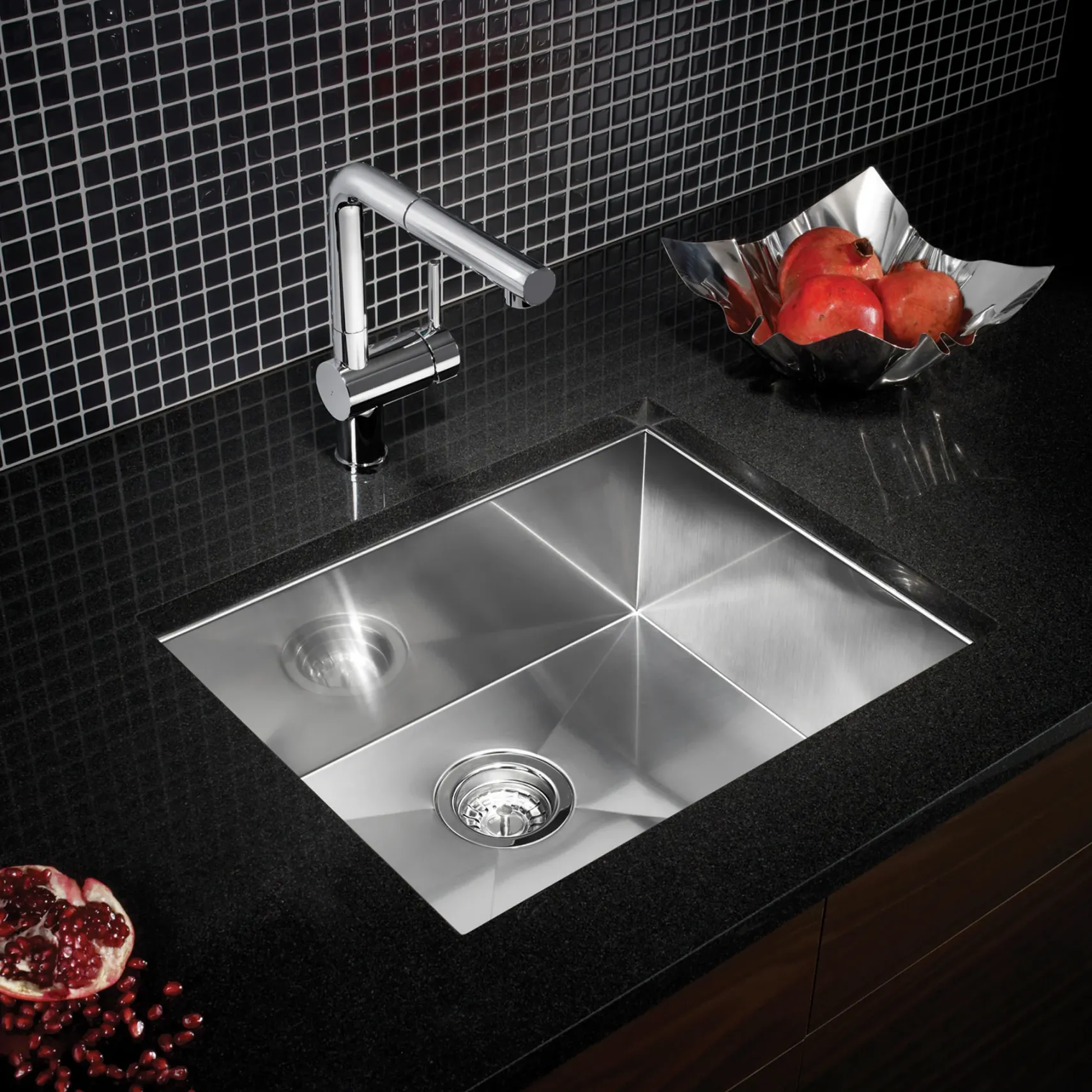Blanco Quatrus 22" Undermount Stainless Steel Kitchen Sink, Satin Polish, 18 Gauge, No Faucet Hole, 443050