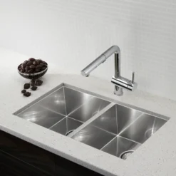 Blanco Quatrus 32" Undermount Stainless Steel Kitchen Sink, 50/50 Double Bowl, Satin Polish, 18 Gauge, No Faucet Hole, 443053