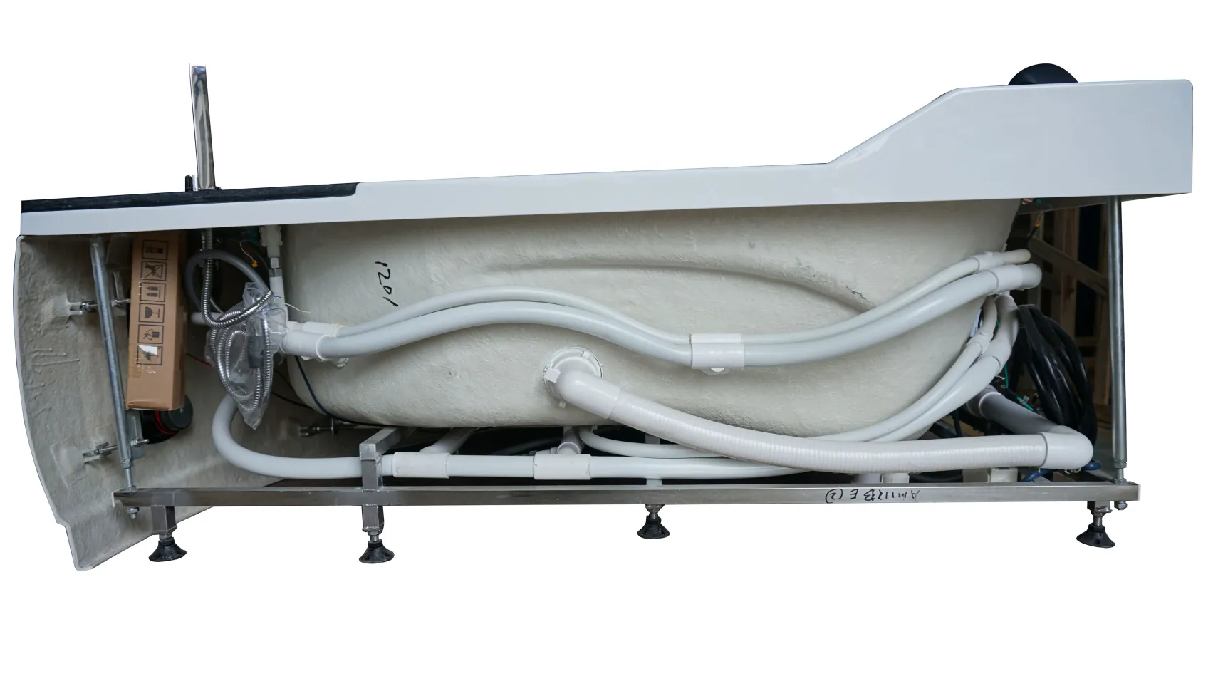 Eago 67" Acrylic Corner Neo-angle Round Bathtub, White, AM113ETL-R