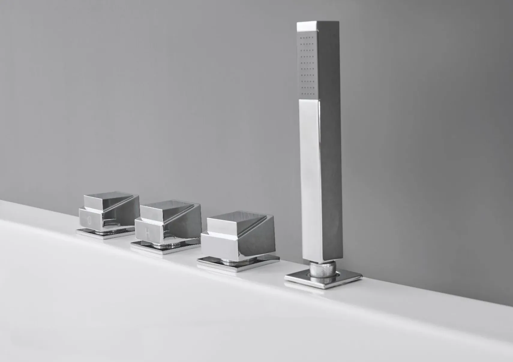 Eago 59" Acrylic Corner Rectangle Bathtub with Fixtures, White, AM154ETL-R5