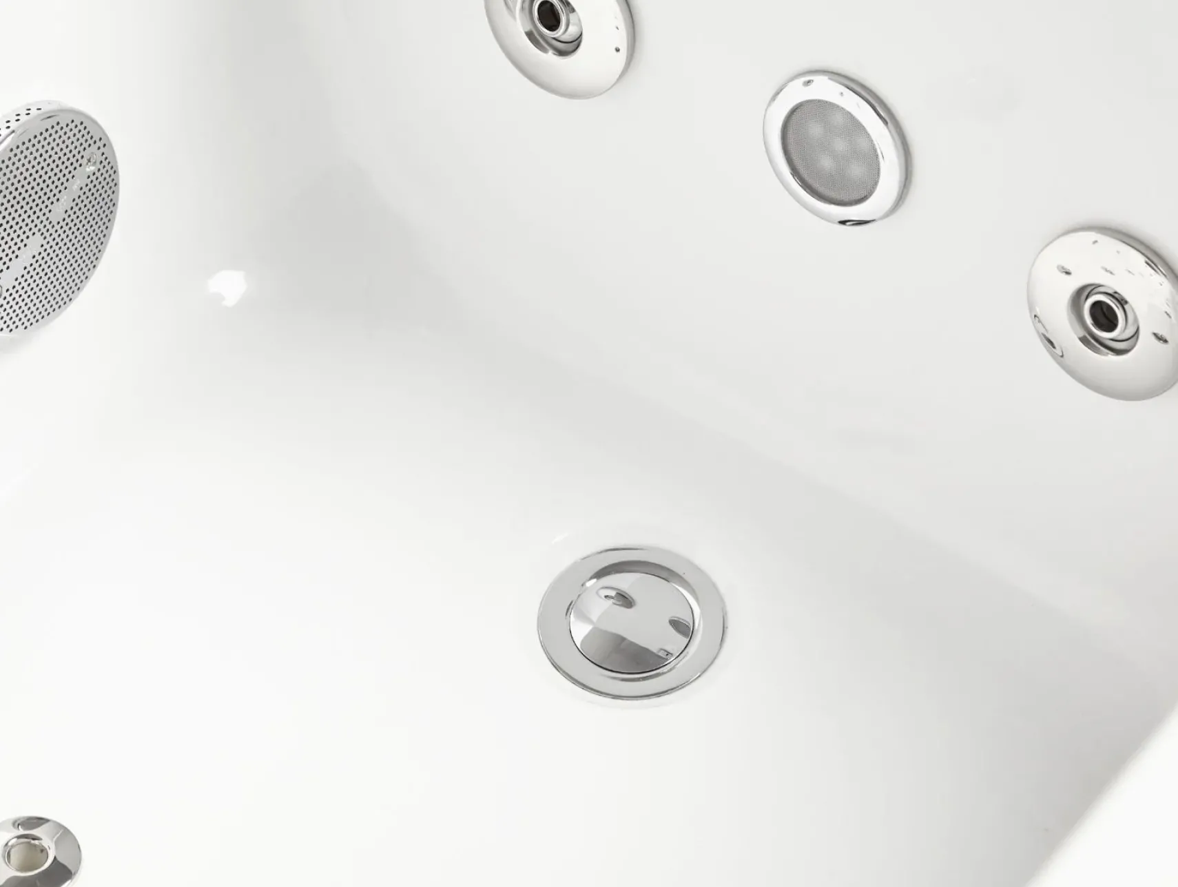 Eago 59" Acrylic Corner Rectangle Bathtub with Fixtures, White, AM154ETL-R5