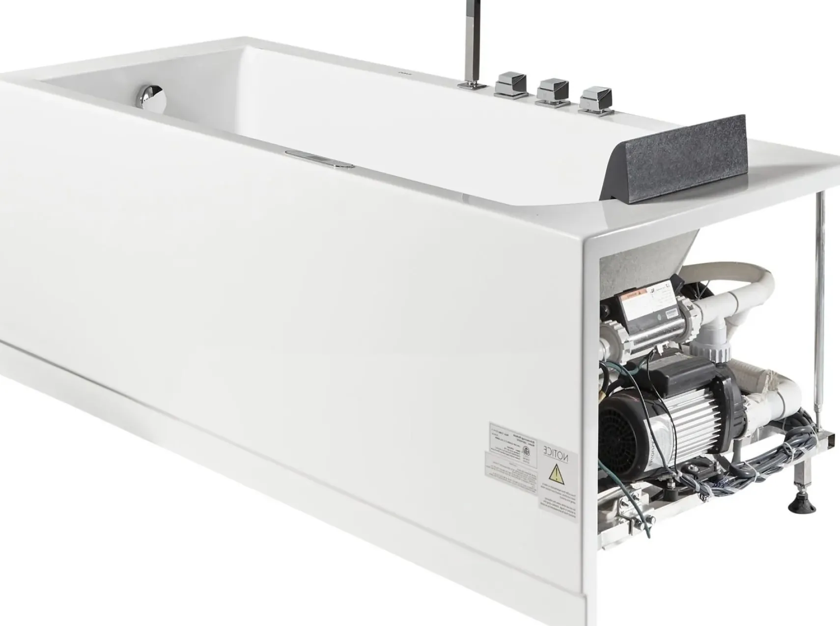 Eago 59" Acrylic Corner Rectangle Bathtub with Fixtures, White, AM154ETL-L5