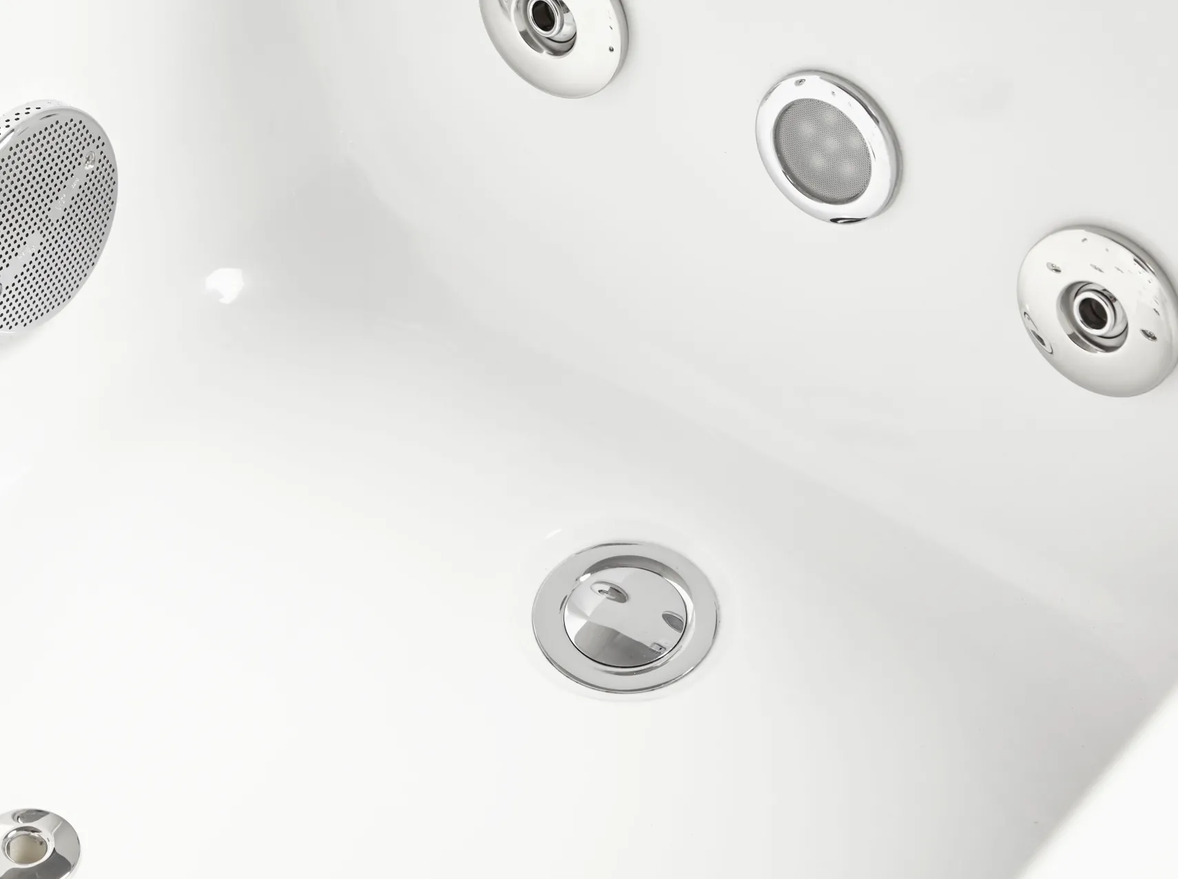 Eago 71" Acrylic Corner Rectangle Bathtub with Fixtures, White, AM154ETL-R6