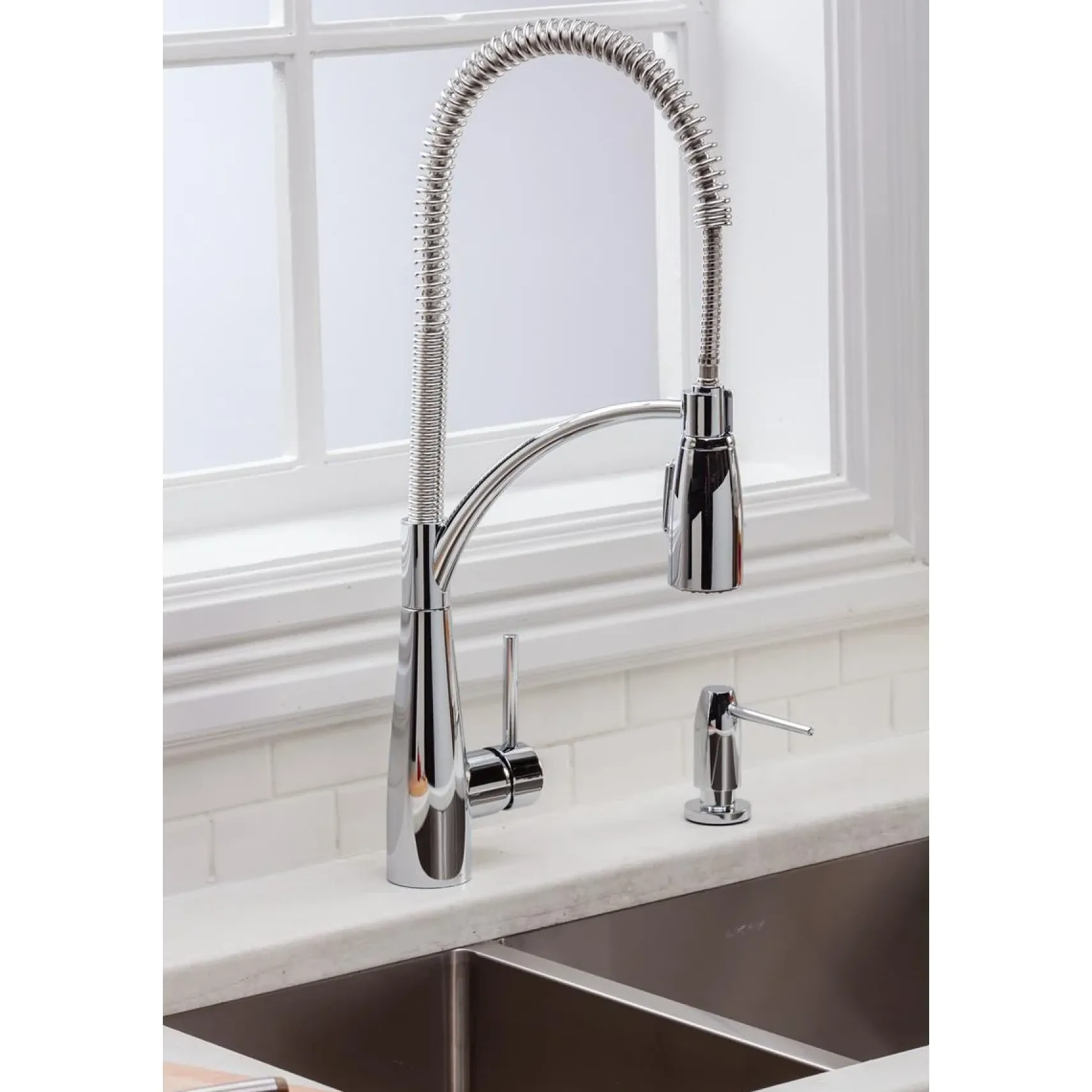 Elkay LKAV4061CR Avado Single Hole Kitchen Faucet with Semi-Professional Spout Forward Only Lever Handle Chrome