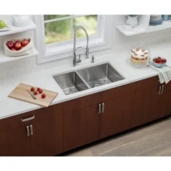 Elkay Crosstown 32" Stainless Steel Kitchen Sink, 40/60 Double Bowl, 18 Gauge, Polished Satin, ECTRU32179LT