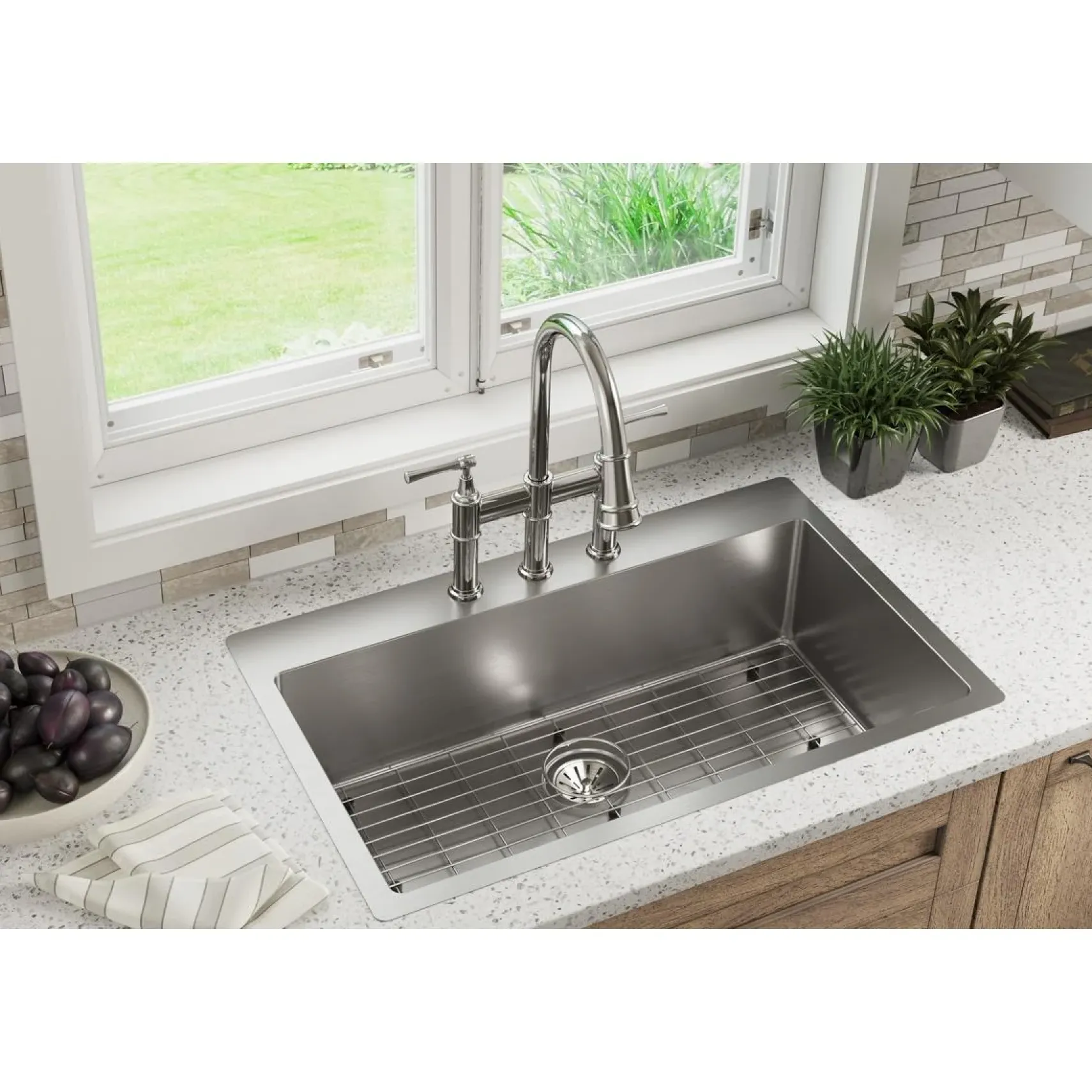 Elkay Crosstown 33" Stainless Steel Kitchen Sink Kit, Polished Satin, 3 Faucet Hole, ECTSRS33229TBG3