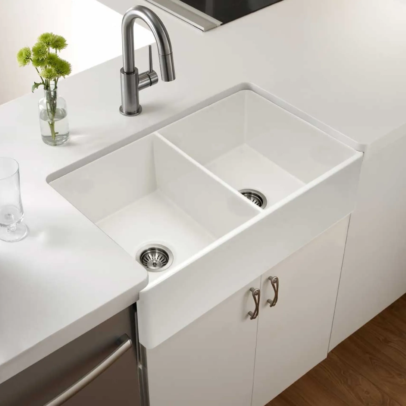 Houzer 33" Fireclay 50/50 Double Bowl Farmhouse Kitchen Sink, Biscuit, Platus Series, PTD-4400 BQ