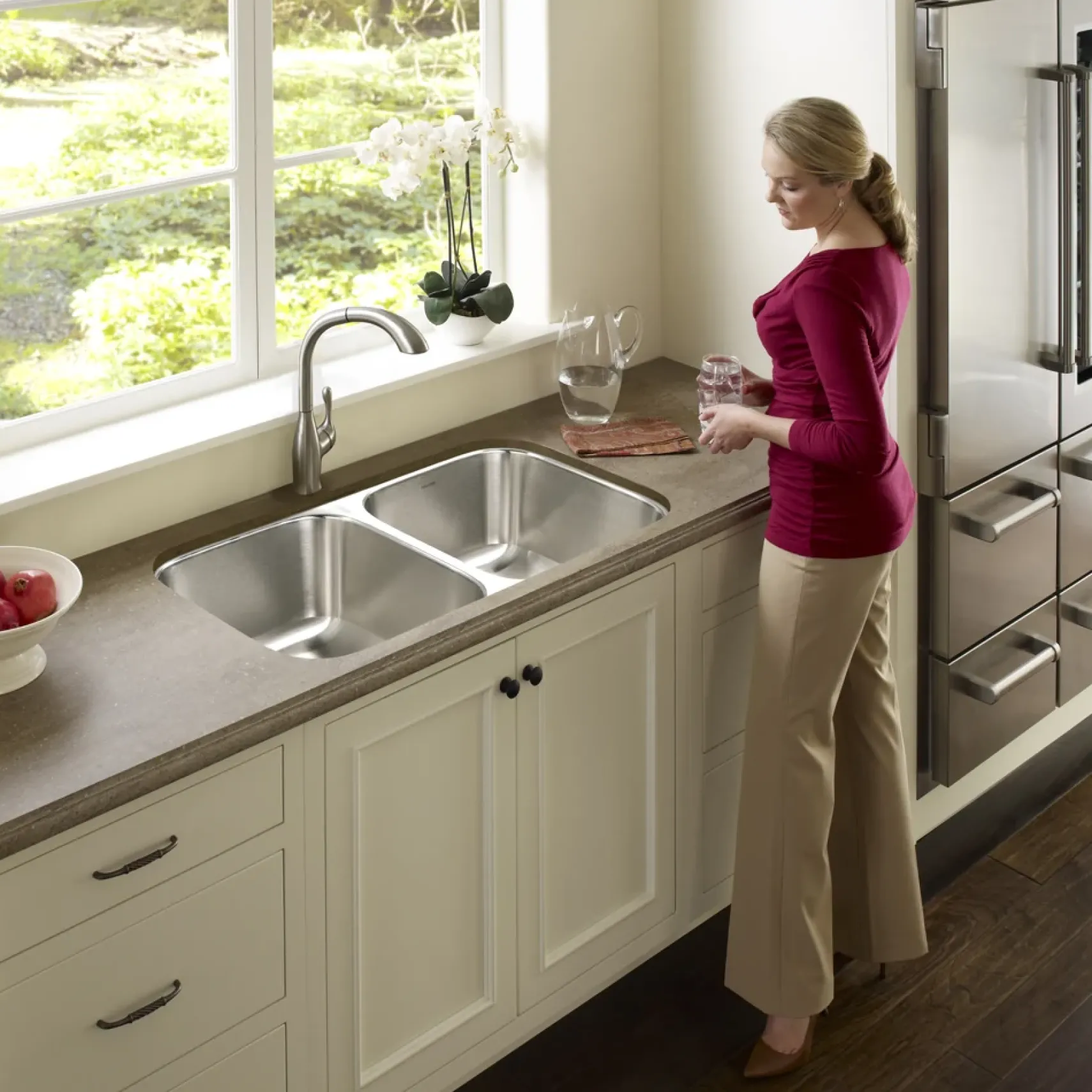 Houzer Medallion Classic 32" 50/50 Double Bowl Stainless Steel Undermount Kitchen Sink with Accessories, 18 Gauge, MD-3109-C