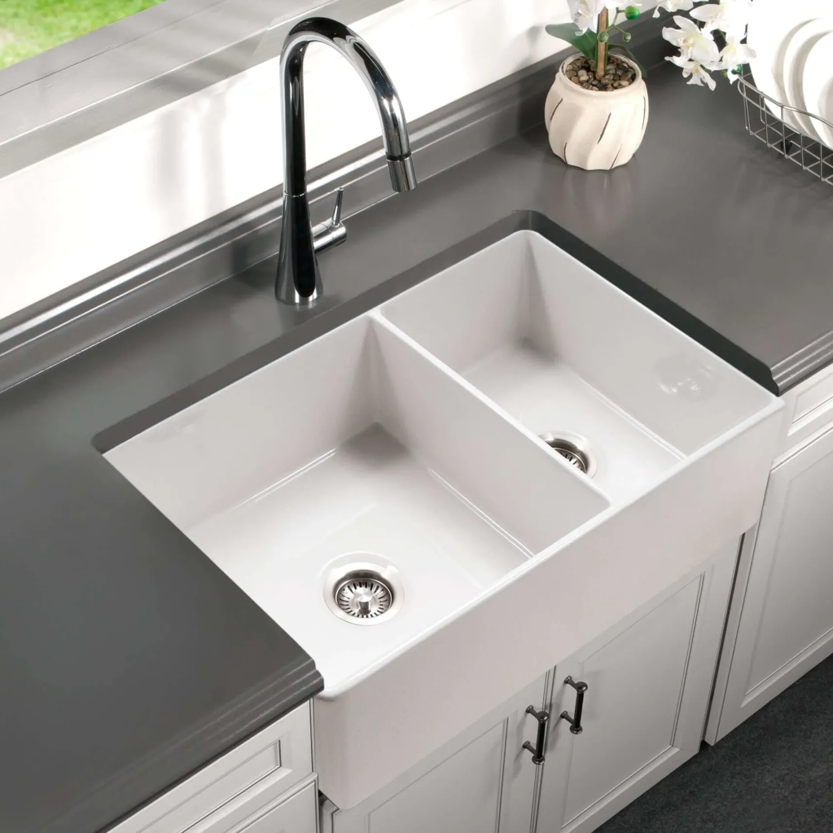 Houzer Platus 33" Fireclay Farmhouse Sink, 60/40 Double Bowl, White, PTD-6040 WH