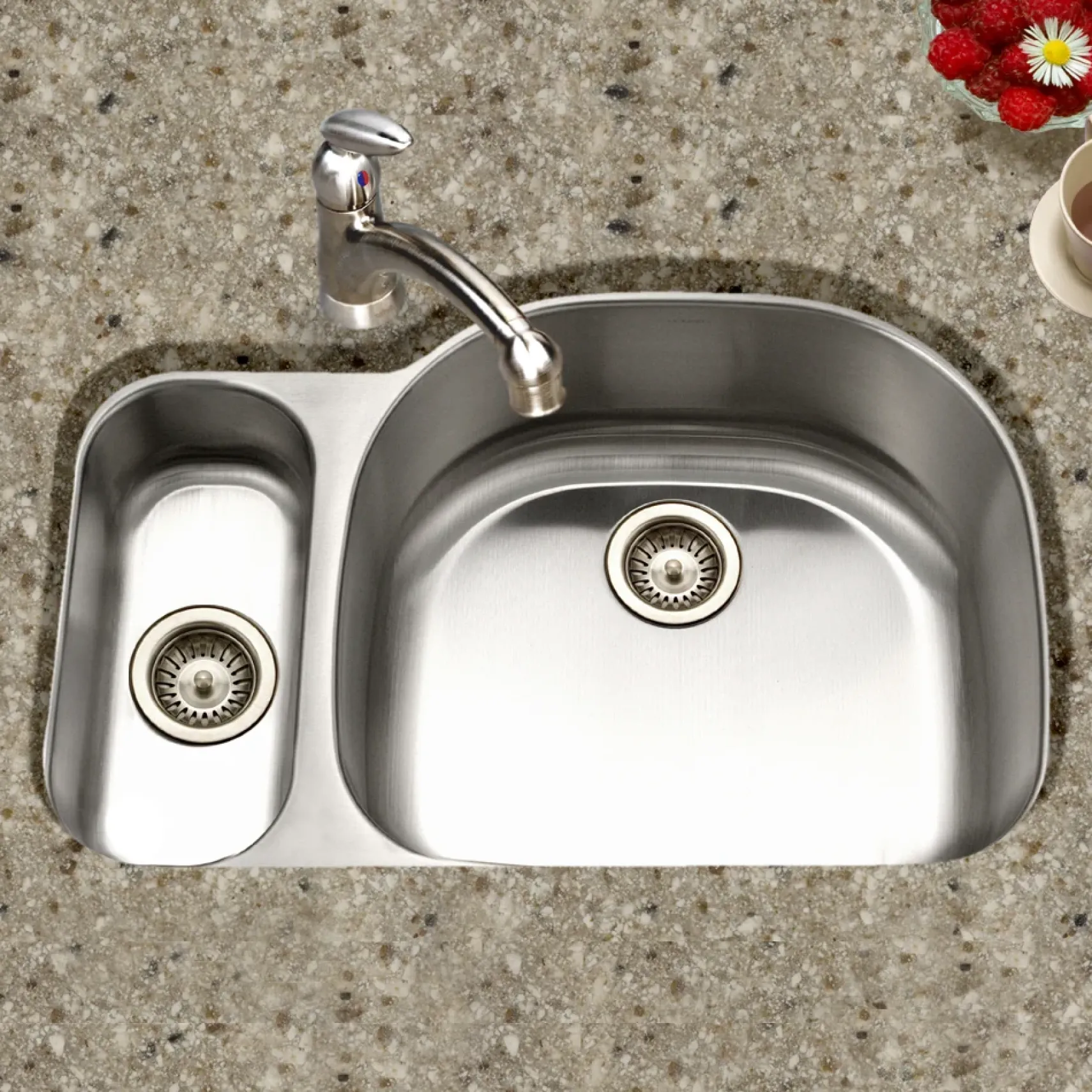 Houzer 32" Stainless Steel Undermount 80/20 Double Bowl Kitchen Sink, 18 Gauge, MG-3209SL-1