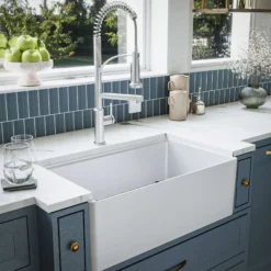 Karran Fireclay 30