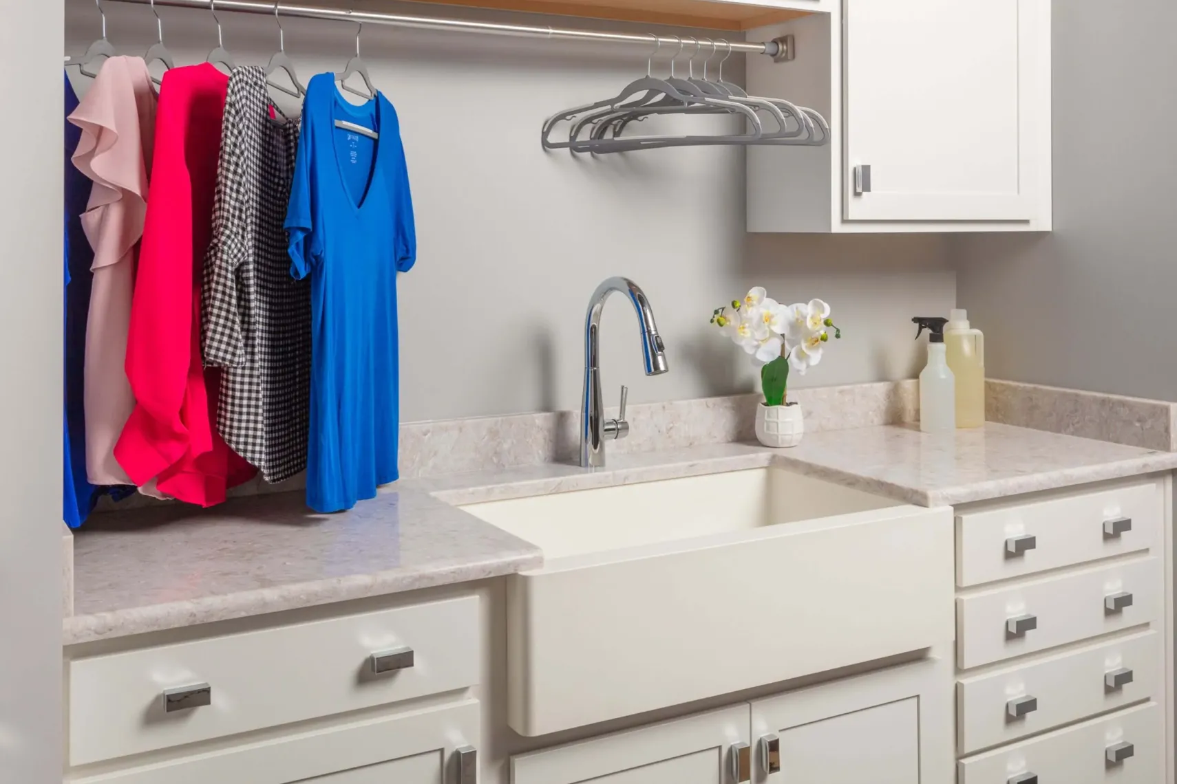 Karran 34" Quartz Composite Farmhouse Sink, White, QA-740-WH-PK1