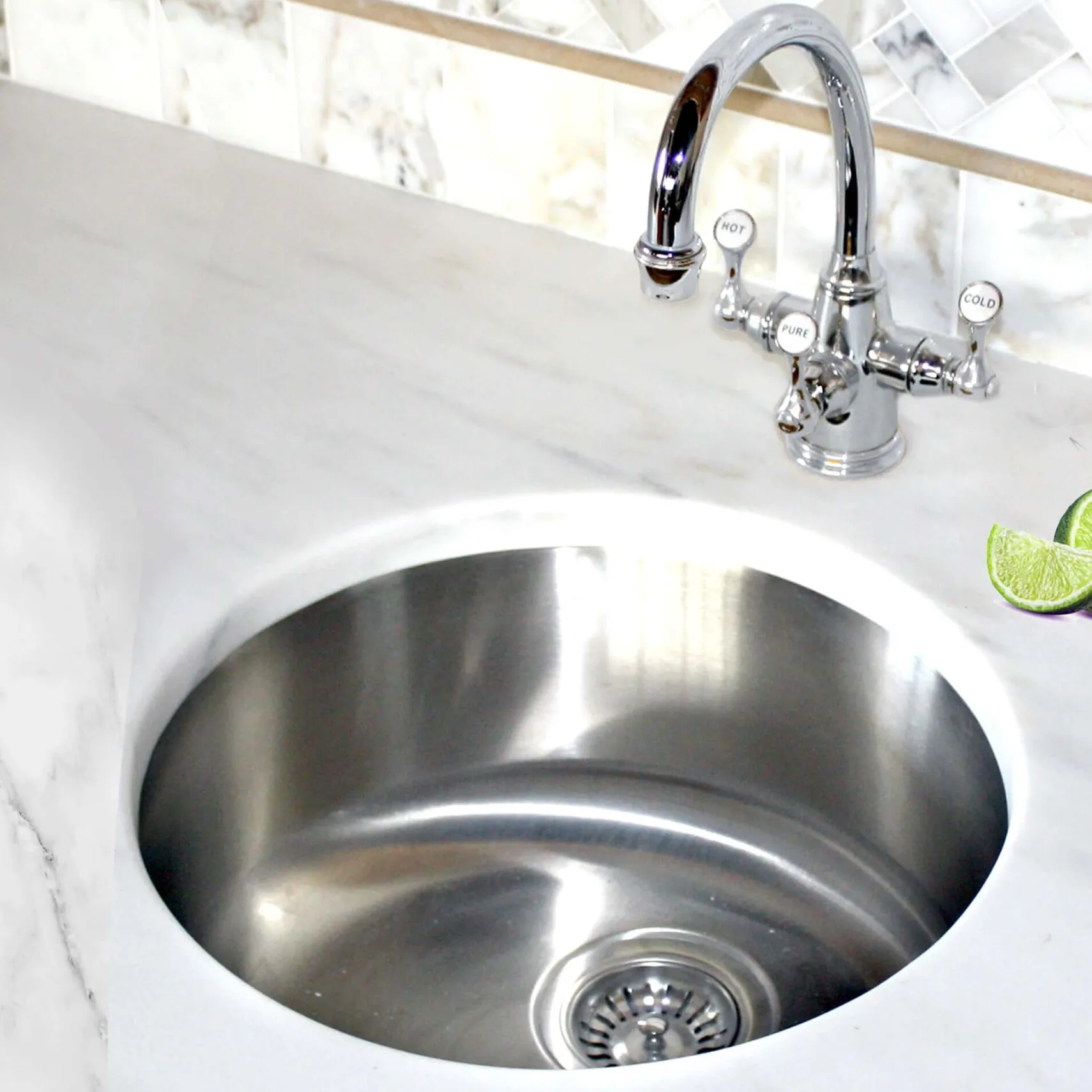 Nantucket Sinks Quidnet 18" Round 304 Stainless Steel Bar/Prep Sink with Accessories, NS37