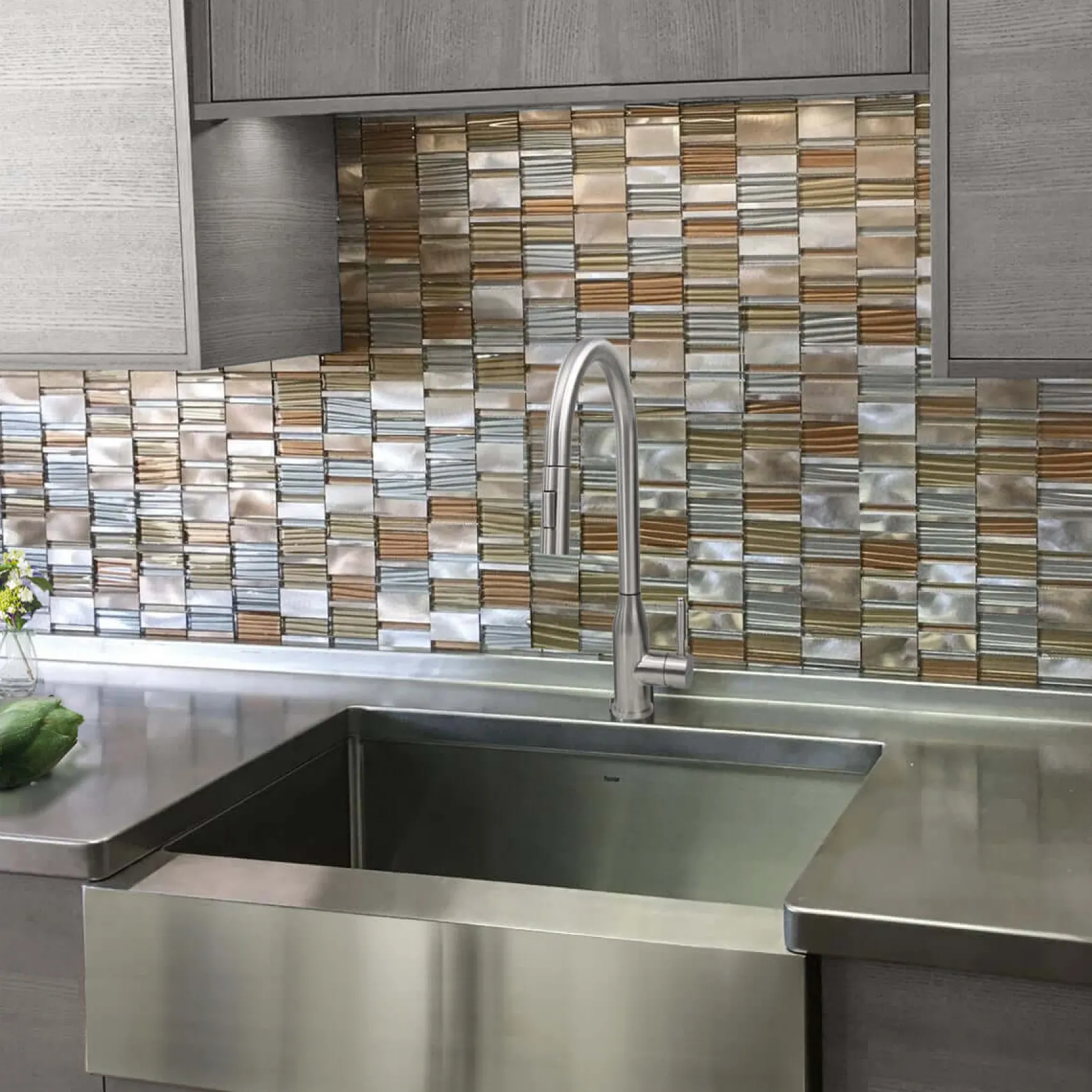 Nantucket Sinks Pro Series 33" 304 Stainless Steel Retrofit Farmhouse Sink with Accessories, EZApron33-9
