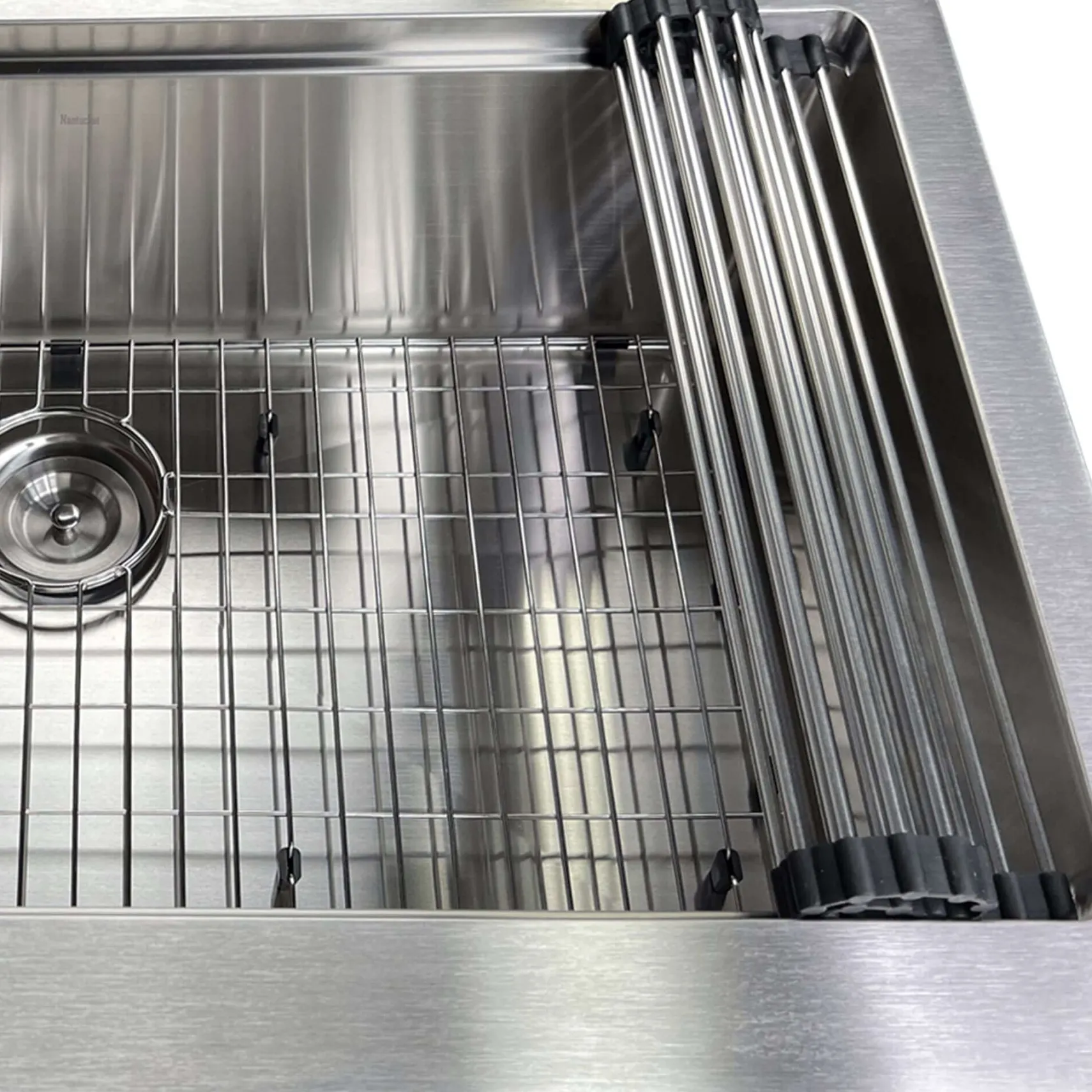 Nantucket Sinks Pro Series 33" 304 Stainless Steel Workstation Farmhouse Sink with Accessories, 16 Gauge, AP-PS-3221-16
