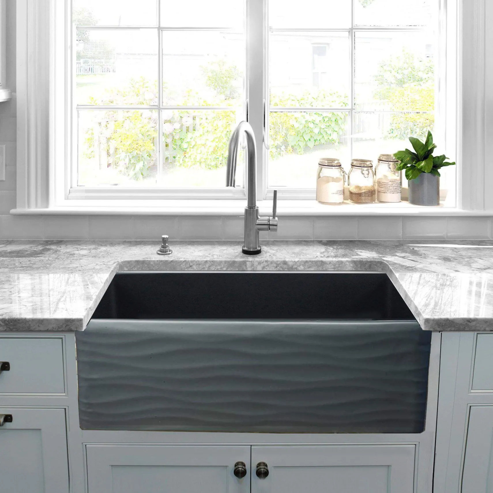 Nantucket Sinks Vineyard 33" Fireclay Farmhouse Sink, Matte Black, FCFS3320S-MB-Waves