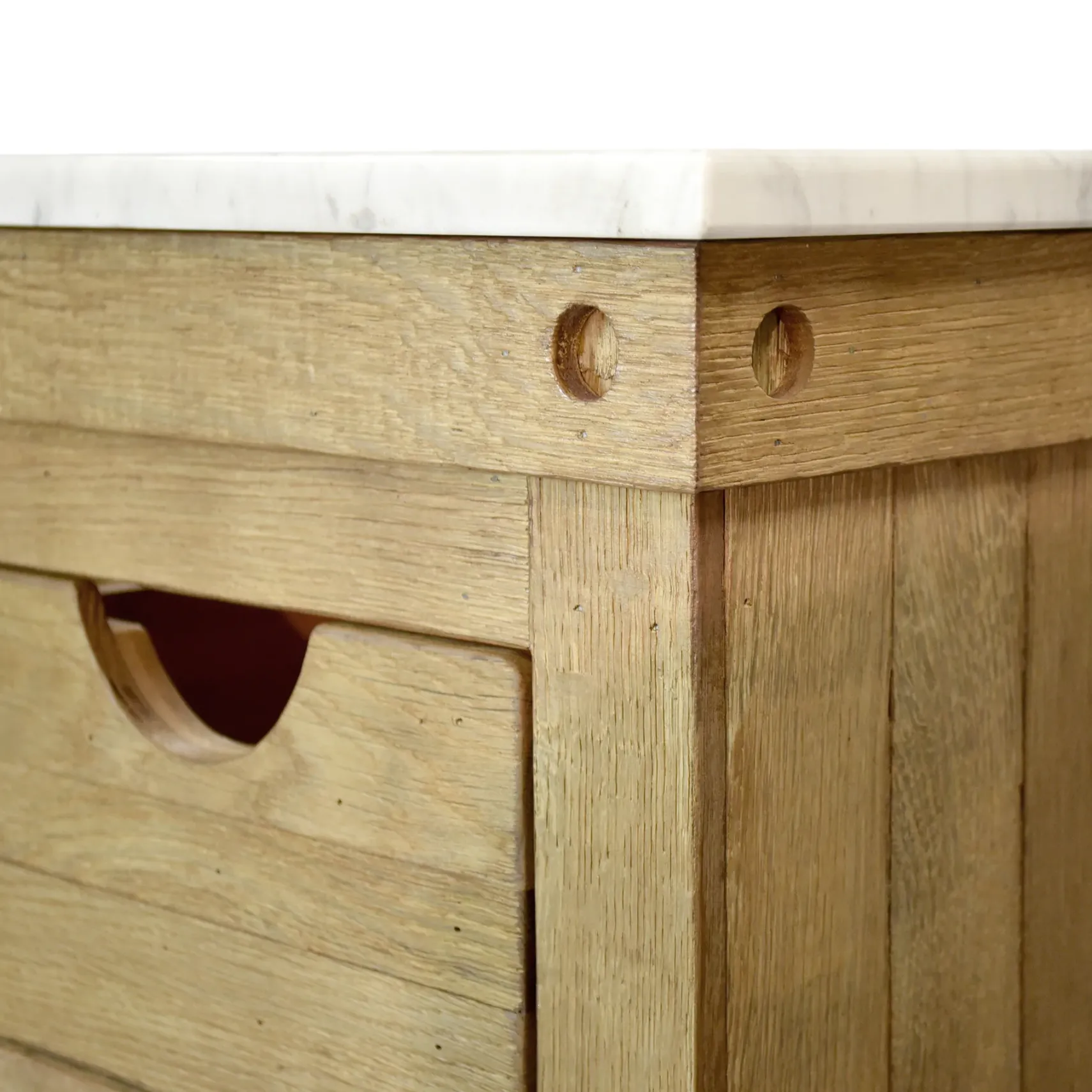 Native Trails 36" Freestanding Vanity Base in Chardonnay, Reclaimed Oak Wood, Vintner's Collection, VNW361