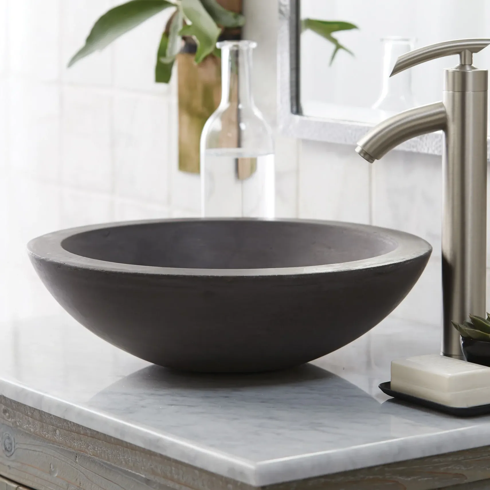 Native Trails Morro 17" Round NativeStone Concrete Bathroom Sink, Slate, NSL1705-S