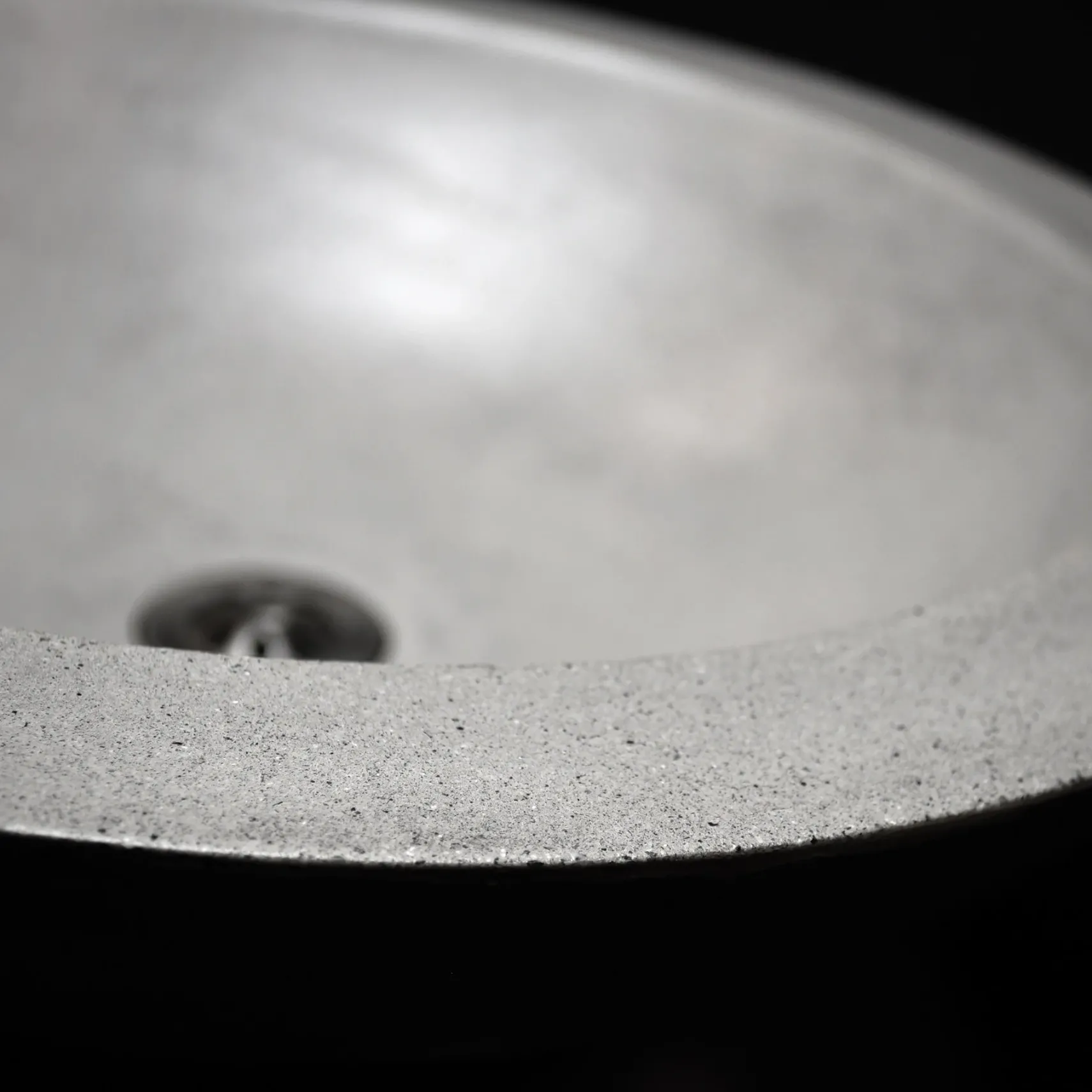 Native Trails Morro 17" Round NativeStone Concrete Bathroom Sink, Ash, NSL1705-A