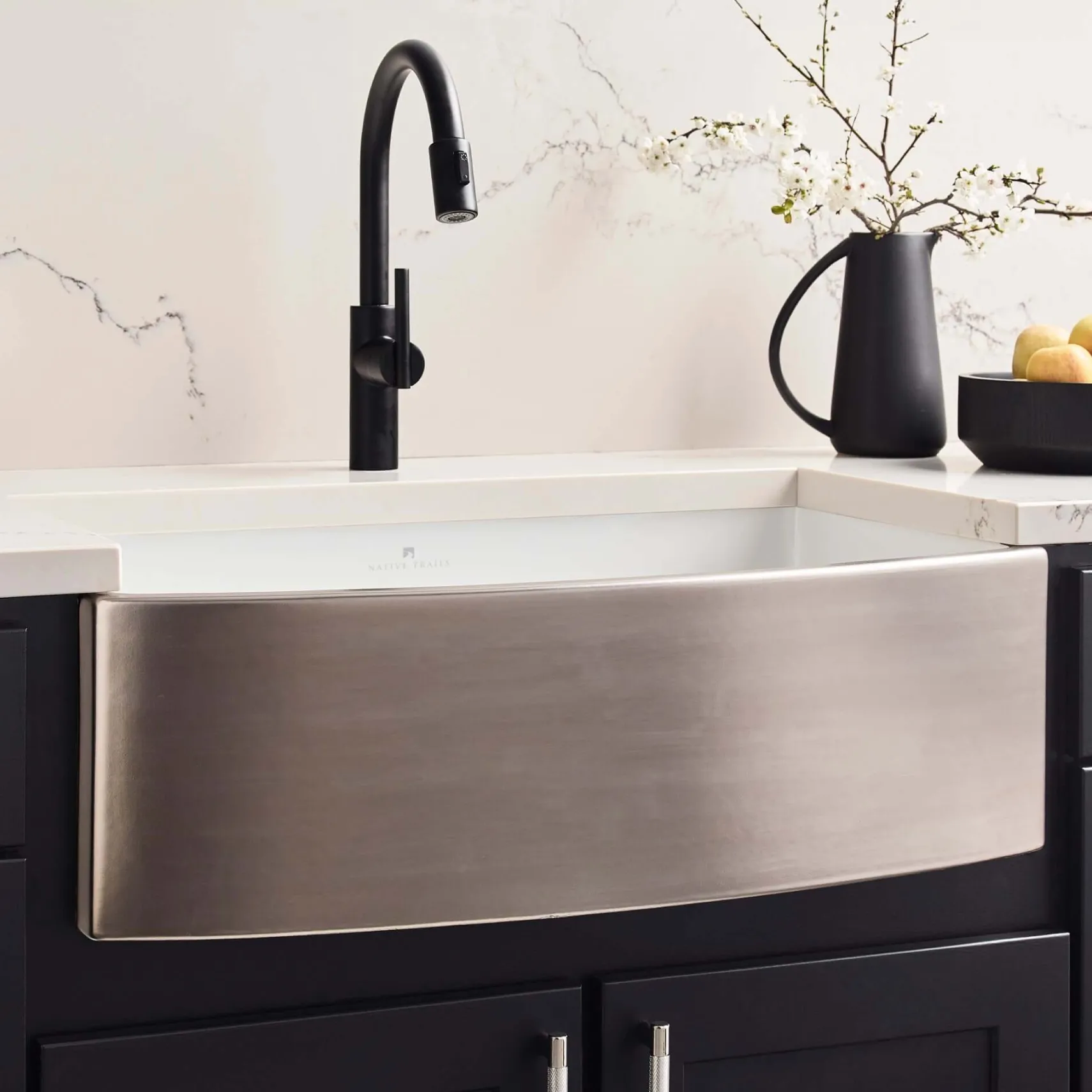 Native Trails Rendezvous 33" Fireclay Farmhouse Sink, Platinum, PMK3320-P