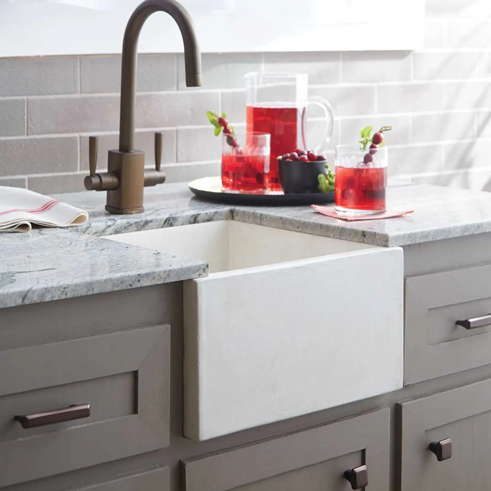 Native Trails Ventana 15" NativeStone Concrete Farmhouse Sink, Pearl, NSB1515-P
