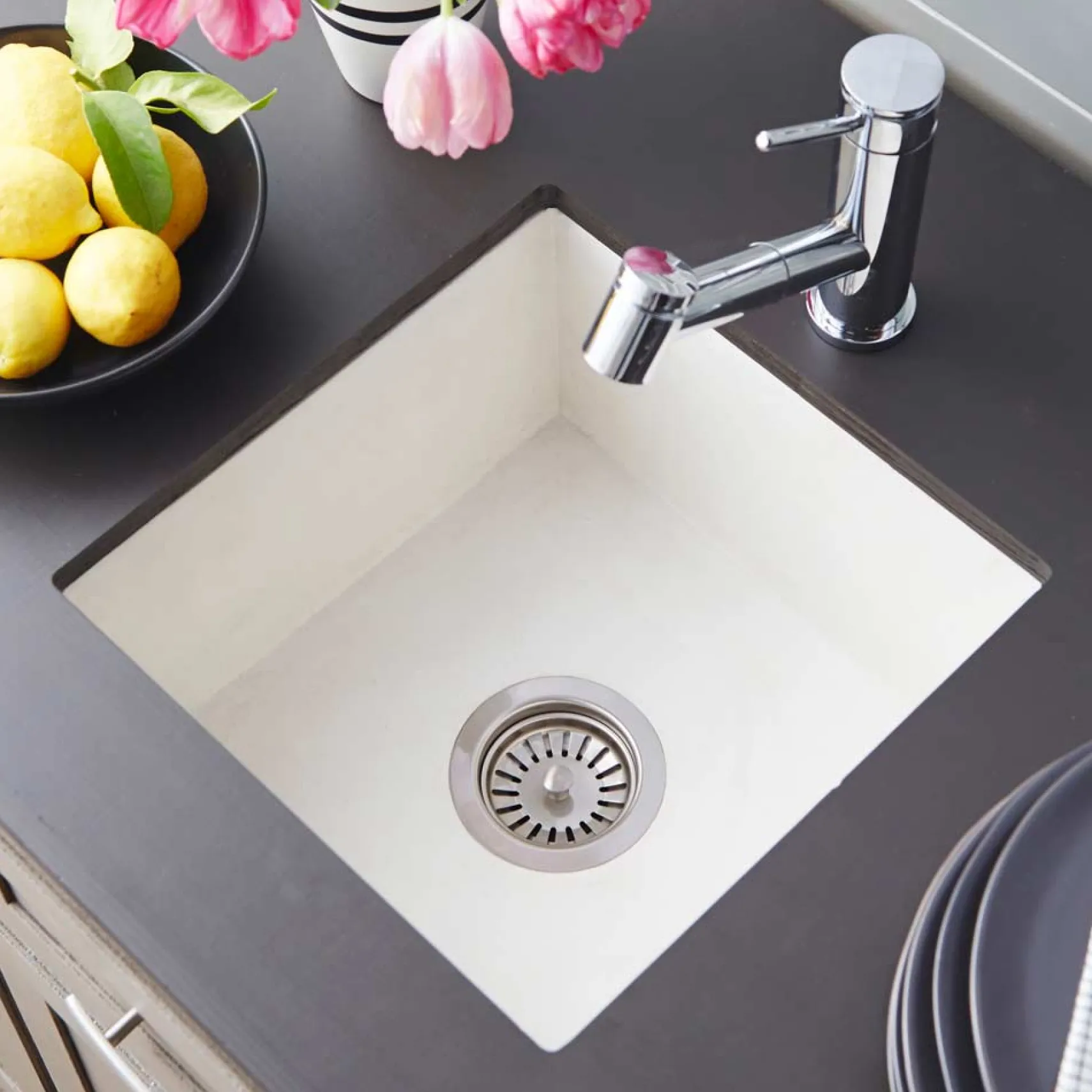 Native Trails Ventana 15" NativeStone Concrete Farmhouse Sink, Pearl, NSB1515-P