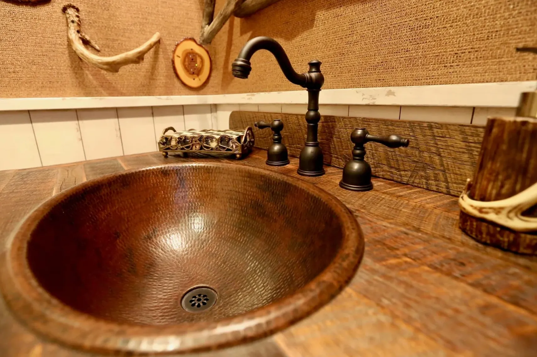Premier Copper Products 20" Oval Copper Bathroom Sink, Oil Rubbed Bronze, LO20RDB