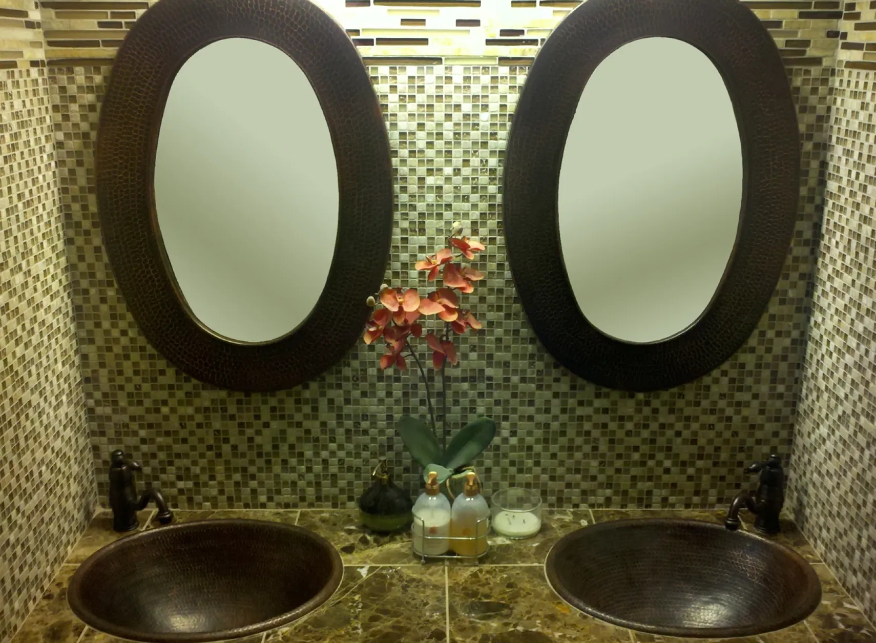 Premier Copper Products 20" Oval Copper Bathroom Sink, Oil Rubbed Bronze, LO20RDB