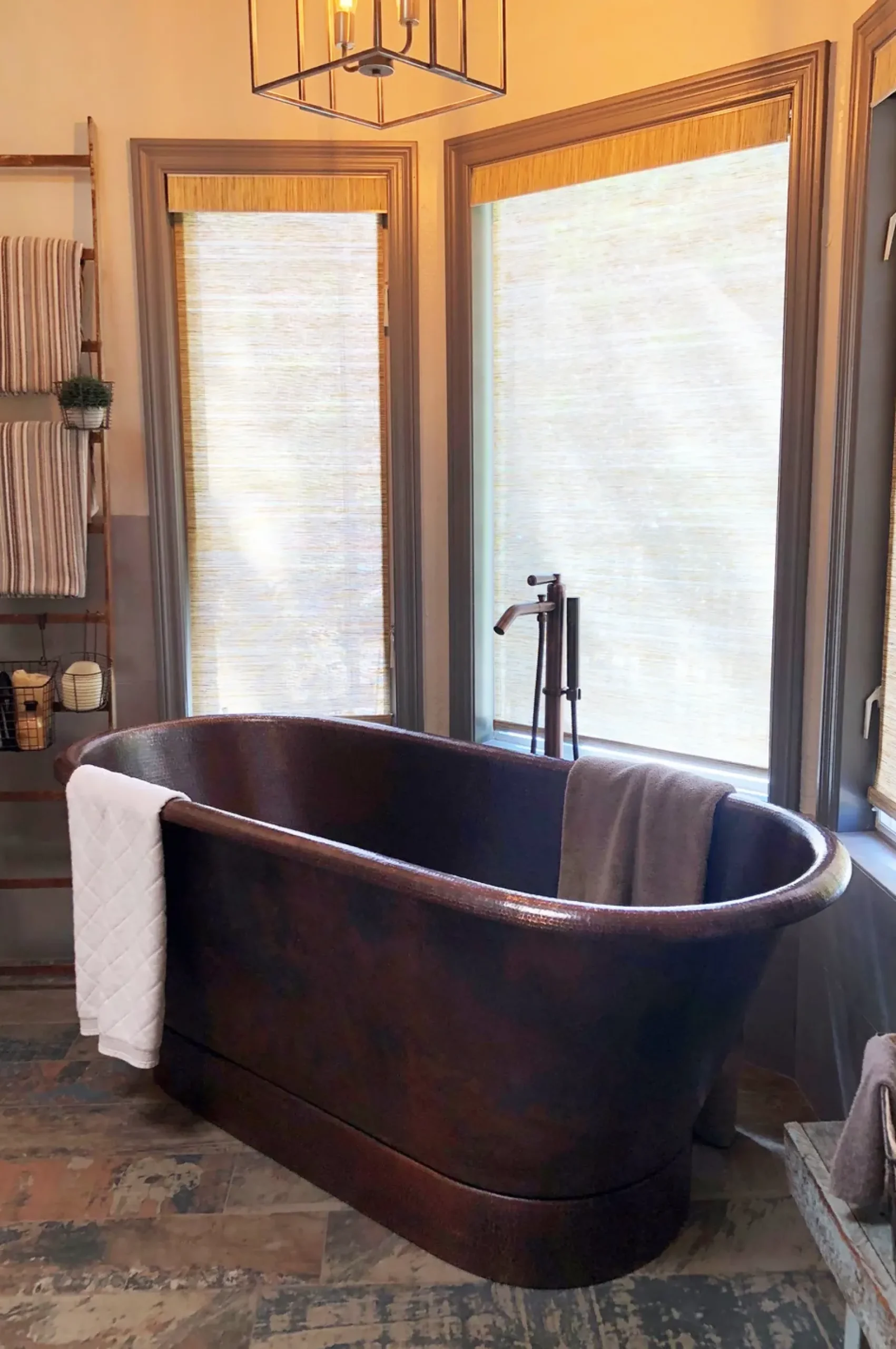 Premier Copper Products 72" Hammered Copper Modern Style Bathtub, BTM72DB