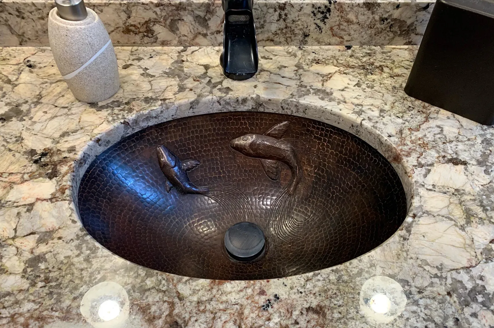 Premier Copper Products 19" Oval Copper Bathroom Sink, Oil Rubbed Bronze, LO19FKOIDB