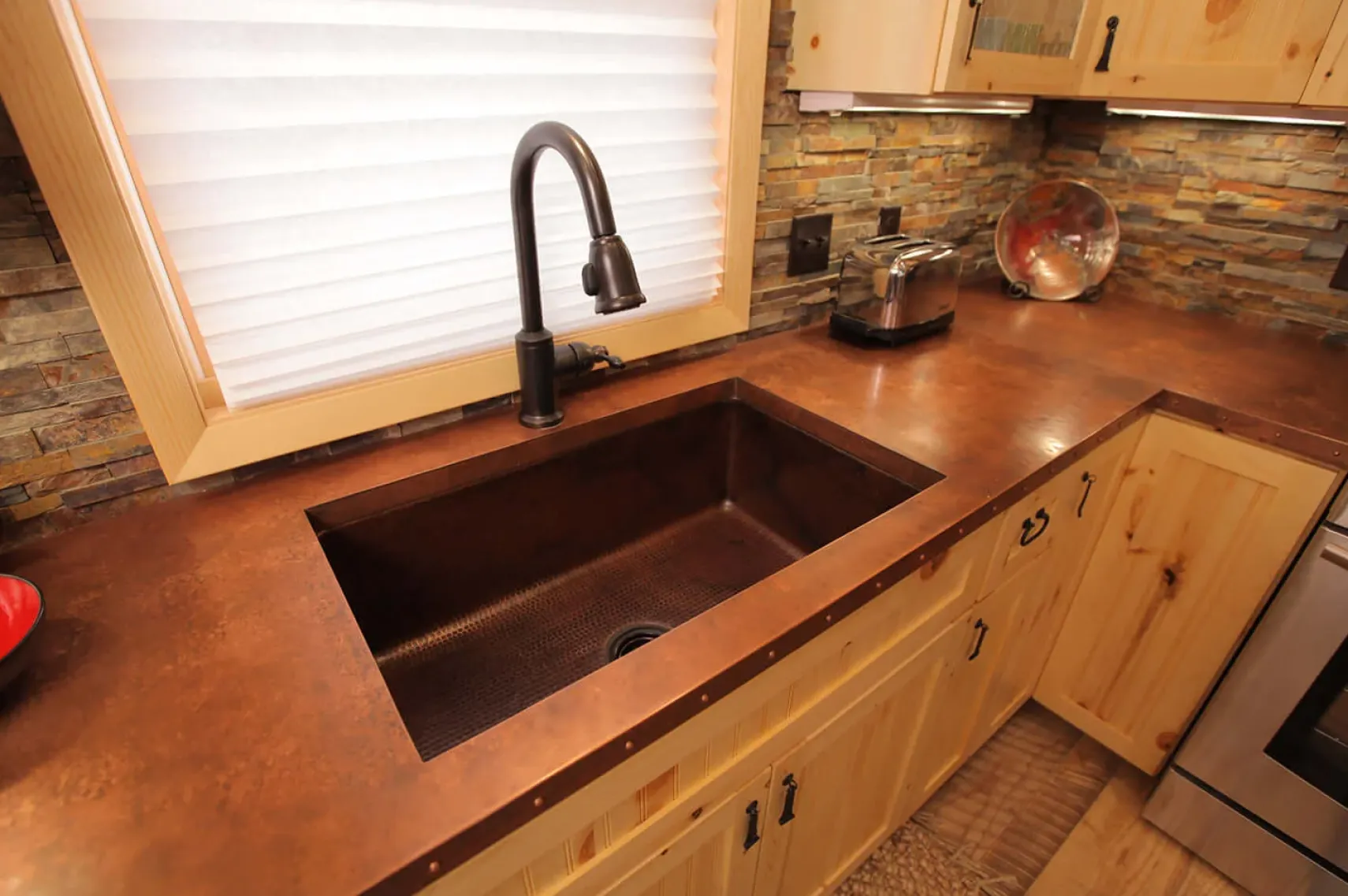 Premier Copper Products 33" Copper Kitchen Sink, Oil Rubbed Bronze, KSDB33199