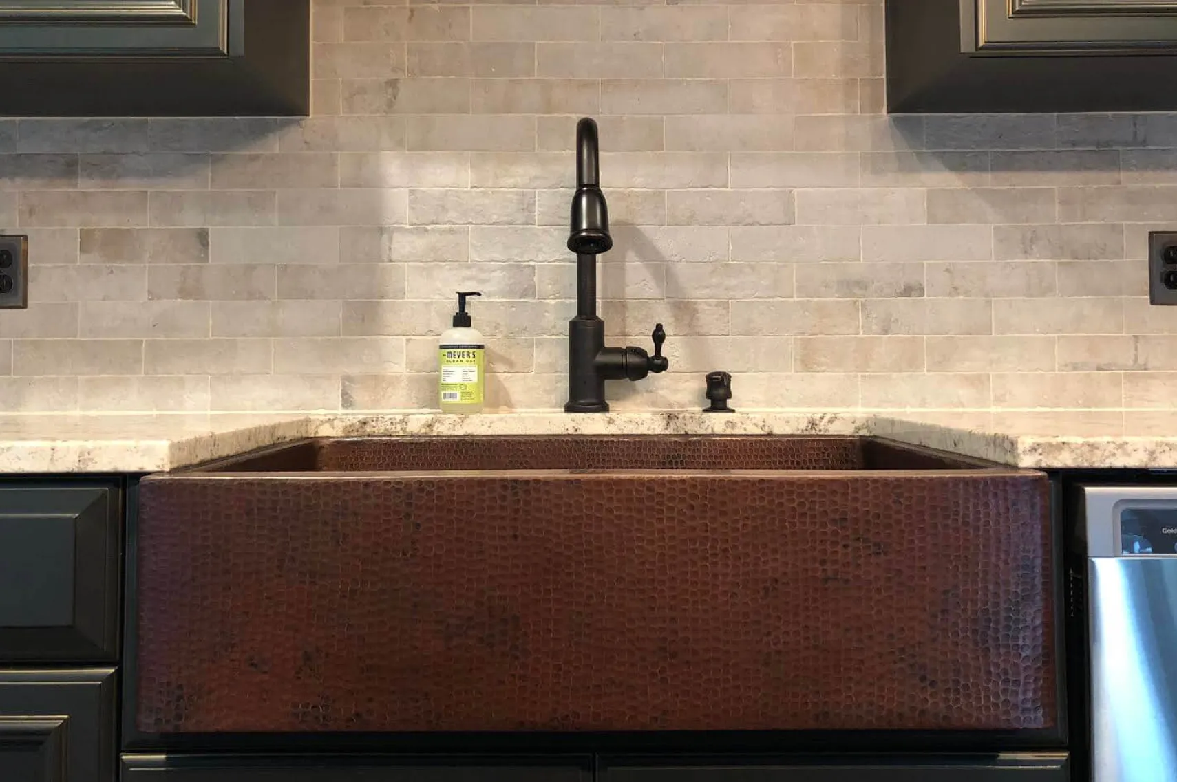 Premier Copper Products 33" Copper Farmhouse Sink, Oil Rubbed Bronze, KASDB33229