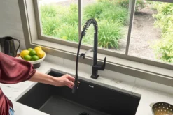 Ruvati Seneca Pull Down Pre-Rinse Kitchen Faucet, Matte Black, Single Lever, RVF1236MB