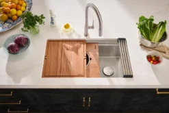 Ruvati Vestia Pull Down Kitchen Faucet, Stainless Steel, Single Lever, RVF1237BN