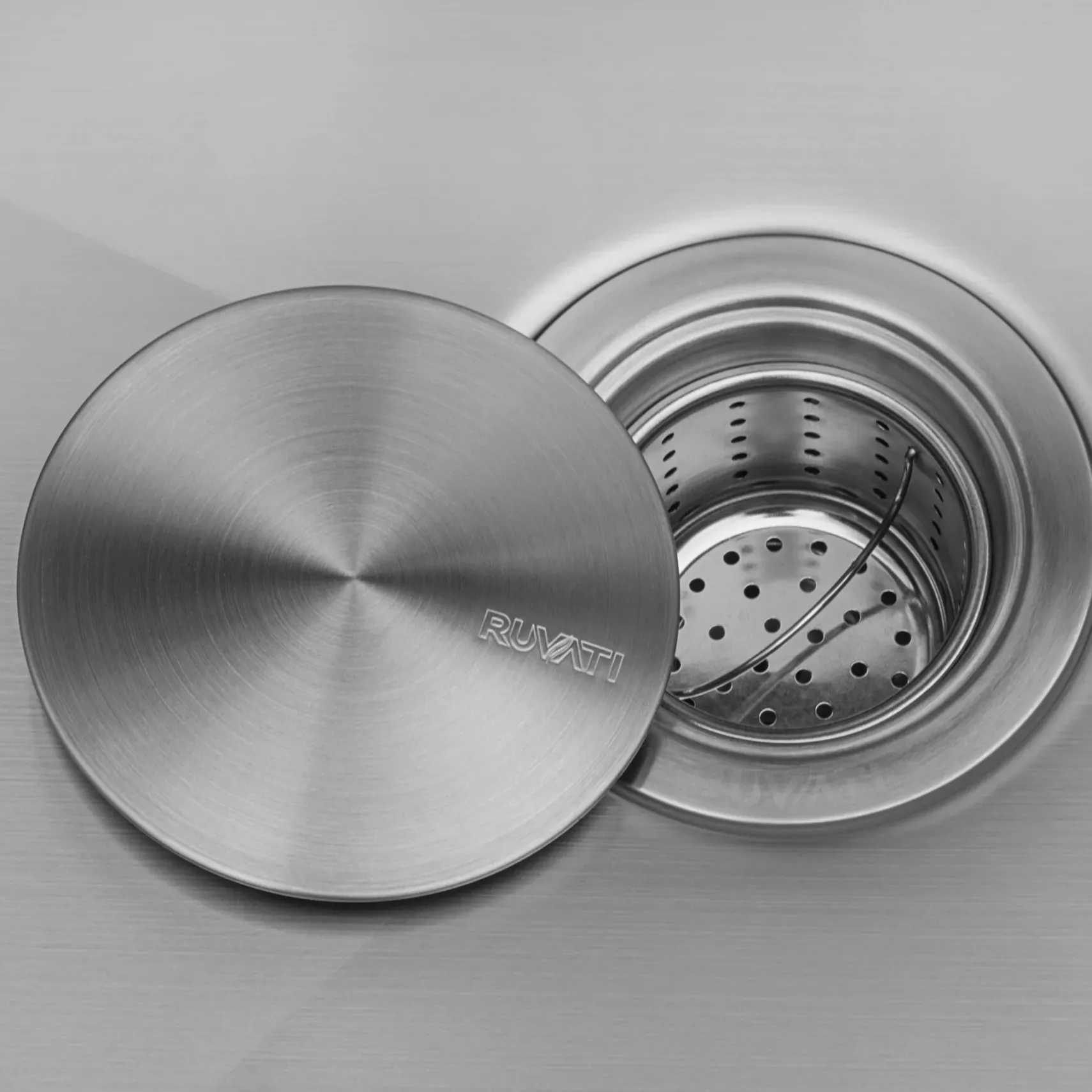 Ruvati Gravena 21" Undermount Rectangle Stainless Steel Bar/Prep Sink, 16 Gauge, Rounded Corners, RVH7121