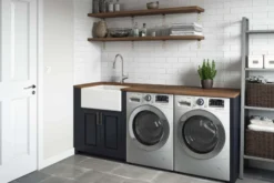 Ruvati 23-inch Fireclay Farmhouse Kitchen Laundry Utility Sink Single Bowl - White, RVL2468WH
