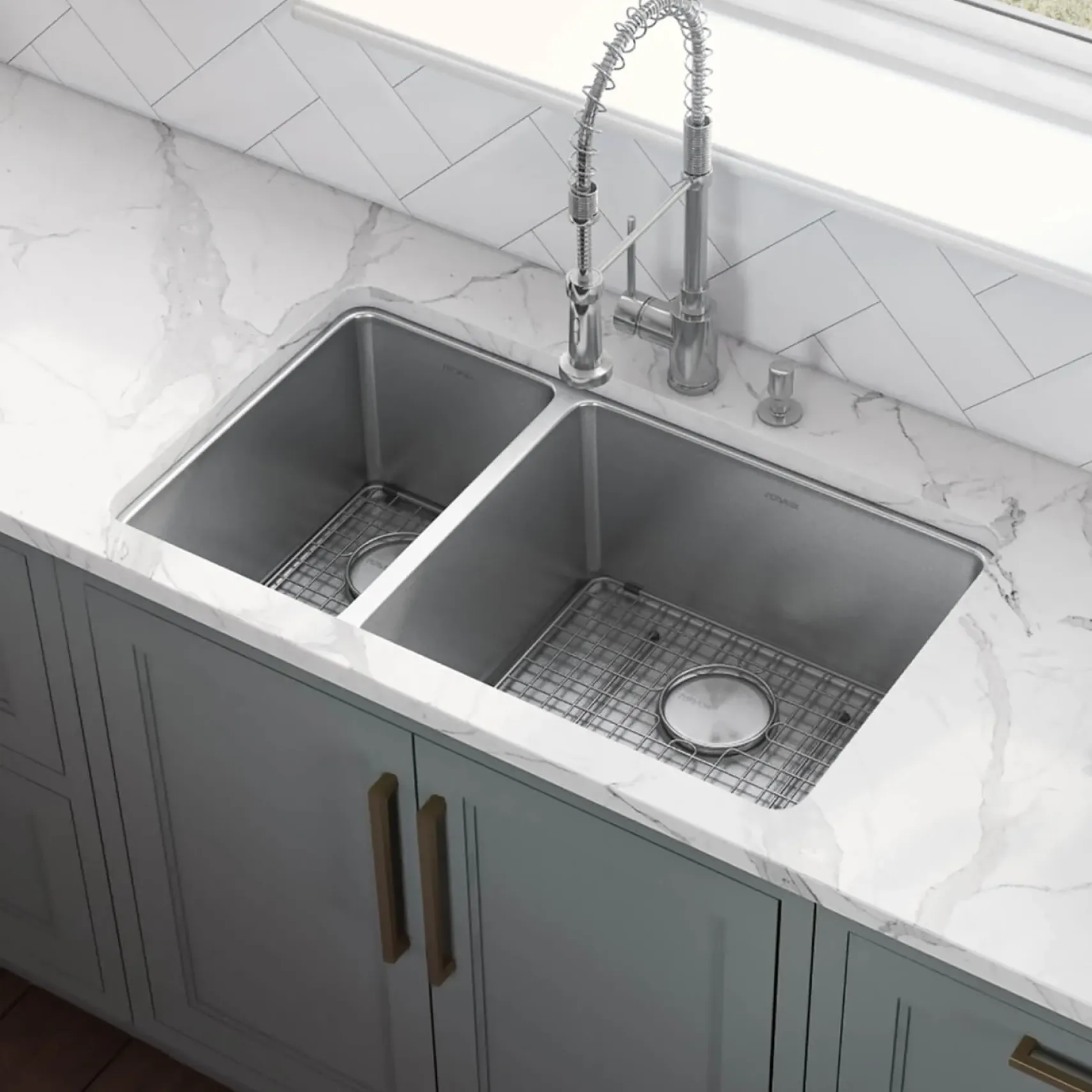 Ruvati Modena 32" Undermount Stainless Steel Kitchen Sink, 30/70 Double Bowl, 16 Gauge, RVM5307