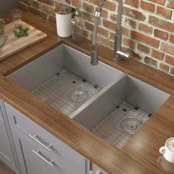Ruvati Nesta 32" Undermount Stainless Steel Kitchen Sink, 60/40 Double Bowl, 16 Gauge, Zero Radius, RVH7515