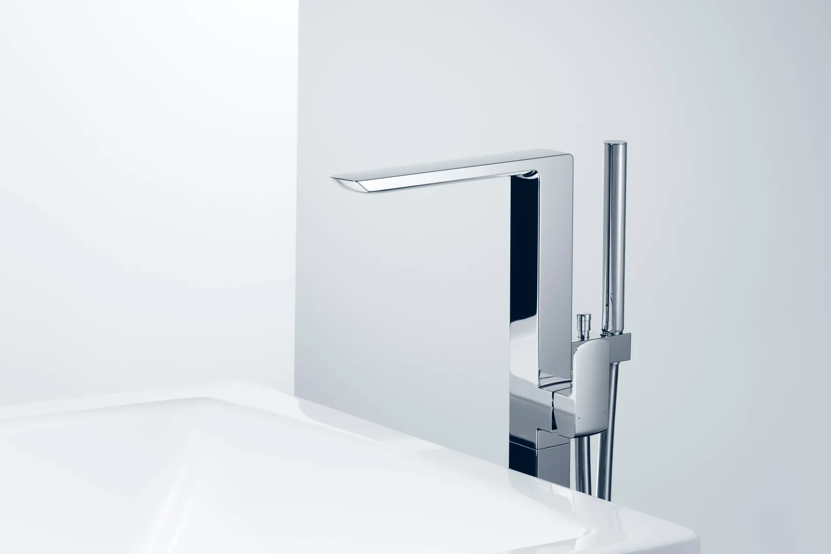 TOTO GR Single-Handle Freestanding Tub Filler Faucet with Handshower, Polished Chrome, Brass, TBG02306U#CP